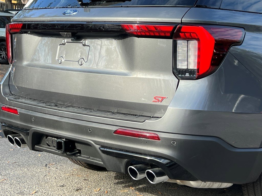 New 2026 Ford Explorer ST image 5