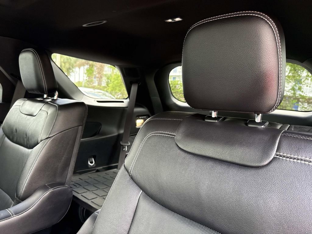 Used 2024 Ford Explorer ST w/ Equipment Group 401A AWD/4WD image 15