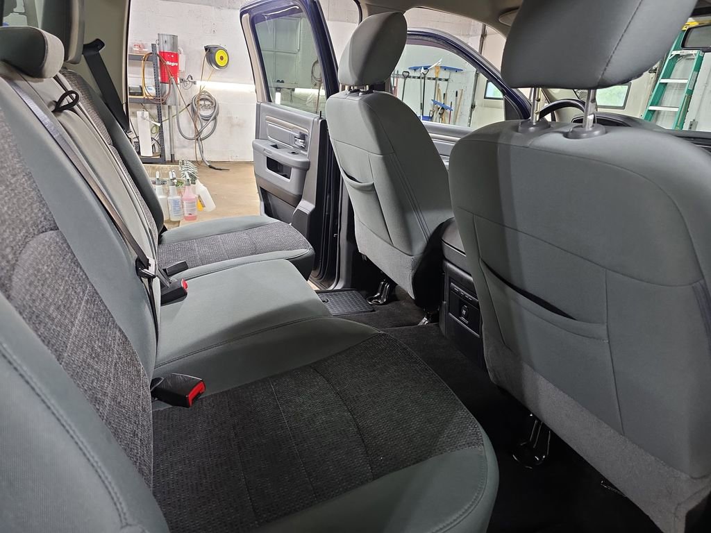 Used 2017 RAM 1500 Big Horn AWD/4WD image 11