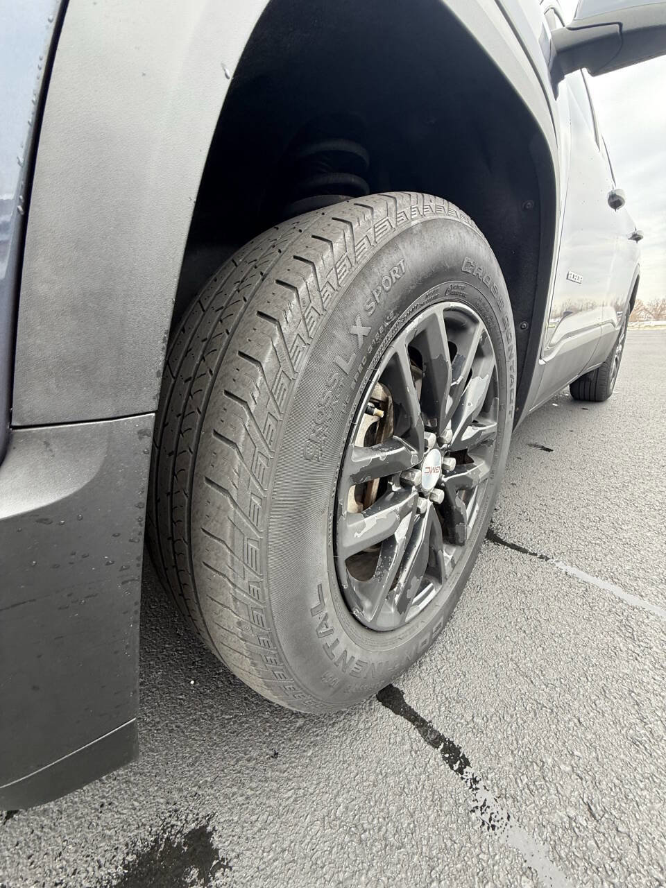 Used 2019 GMC Acadia SLT w/ LPO, Floor Liner Package image 38