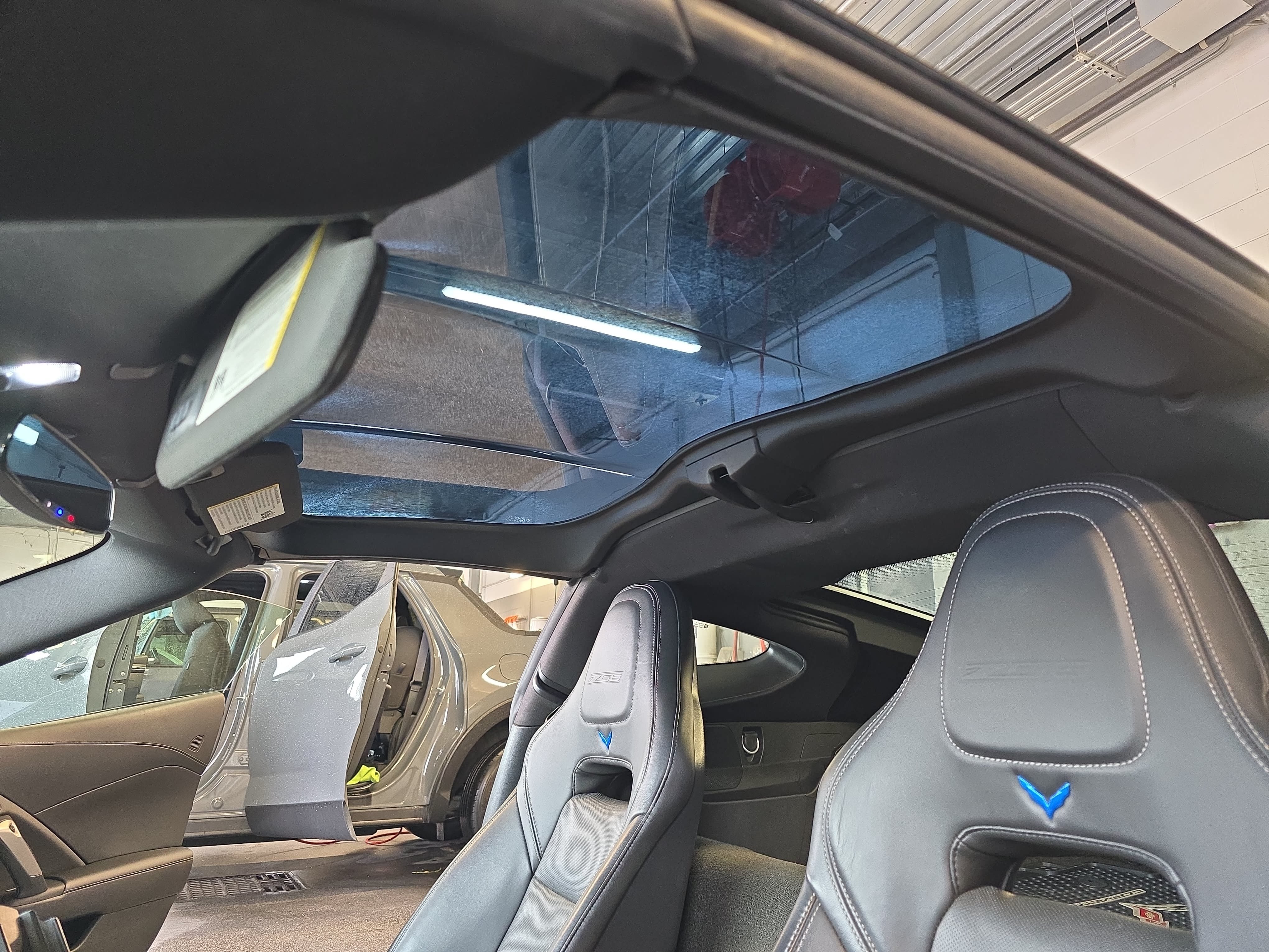 Used 2015 Chevrolet Corvette Z06 w/ 2LZ Preferred Equipment Group RWD image 31