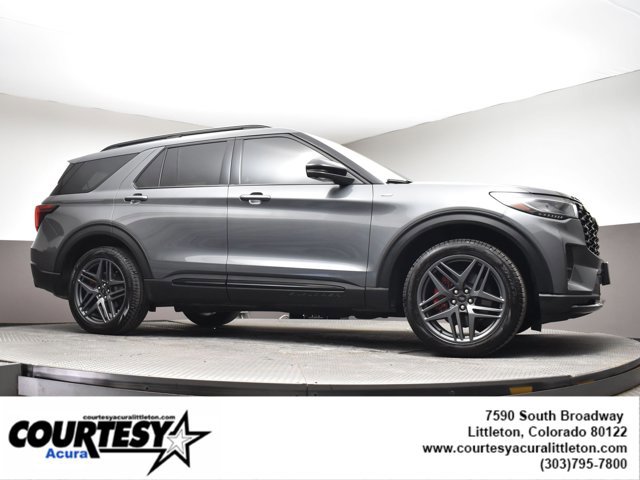 Used 2025 Ford Explorer ST-Line w/ Premium Package image 33