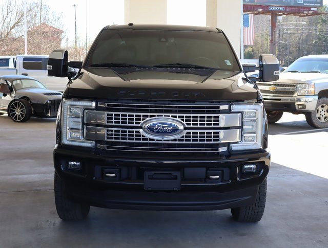 Used 2017 Ford F350 Platinum w/ Platinum Ultimate Package image 9