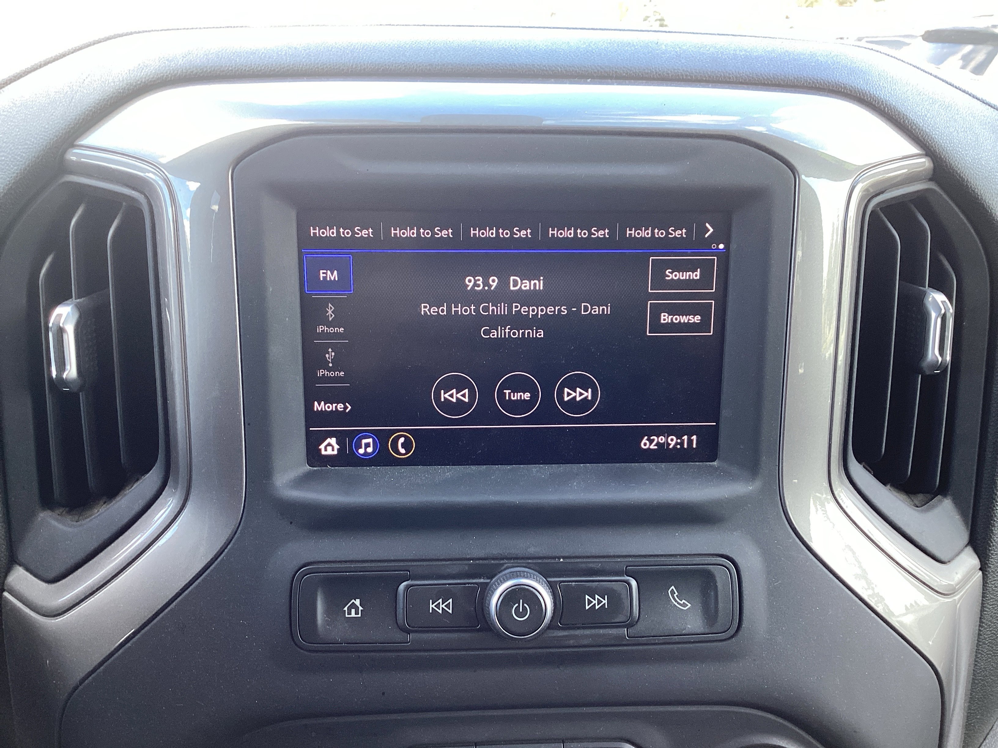 Used 2021 Chevrolet Silverado 2500 Custom w/ Custom Convenience Package image 20