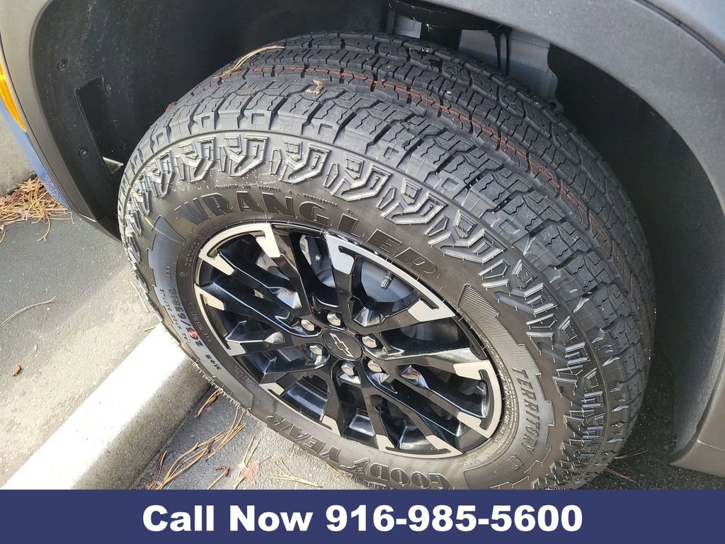 New 2026 Chevrolet Traverse Z71 w/ LPO, Floor Liner Package image 38