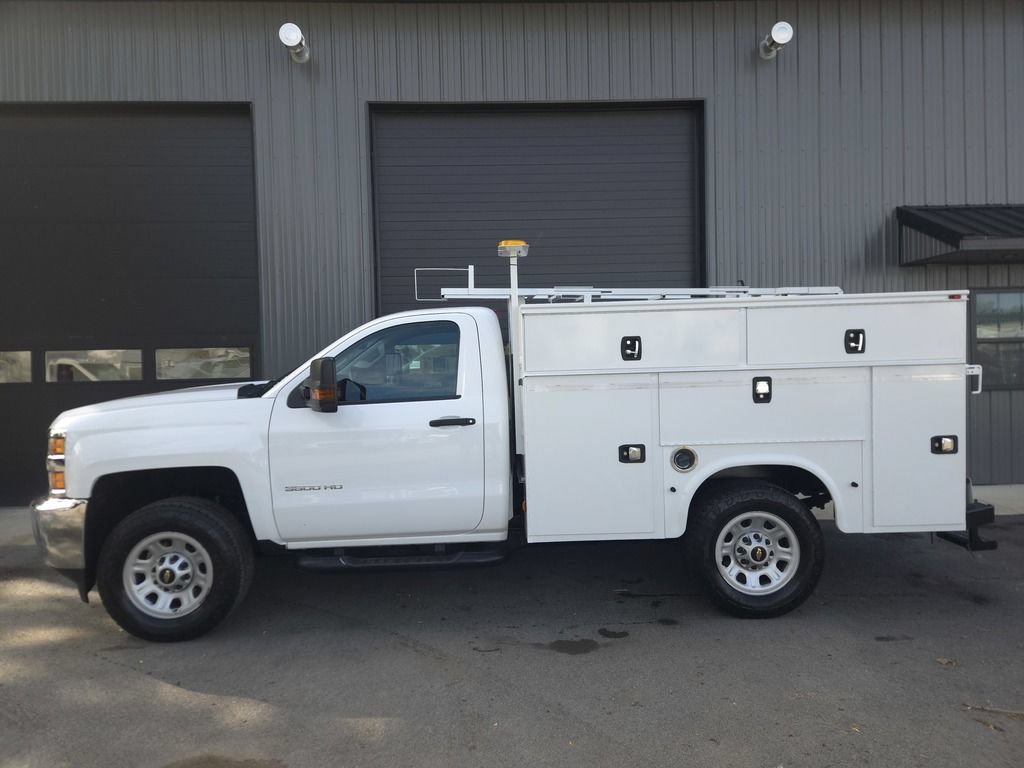 Used 2018 Chevrolet Silverado 3500 W/T AWD/4WD image 1