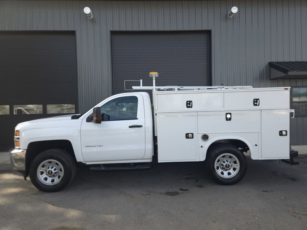 Used 2018 Chevrolet Silverado 3500 W/T AWD/4WD image 1