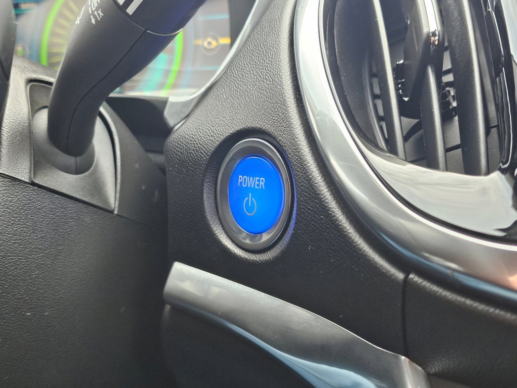 Used 2017 Chevrolet Volt Premier w/ Driver Confidence II Package image 10