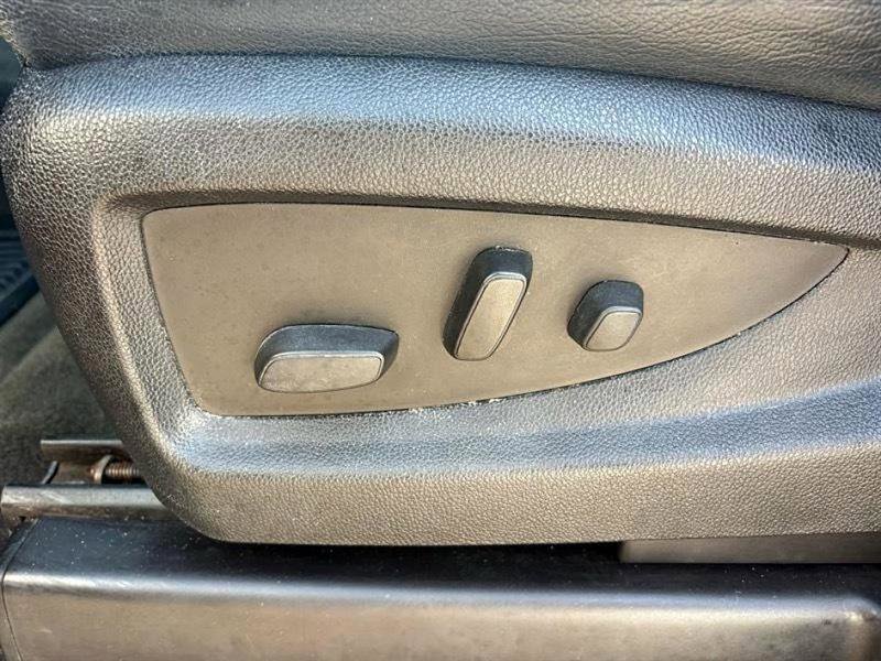 Used 2015 GMC Sierra 1500 SLE w/ SLE Value Package image 22