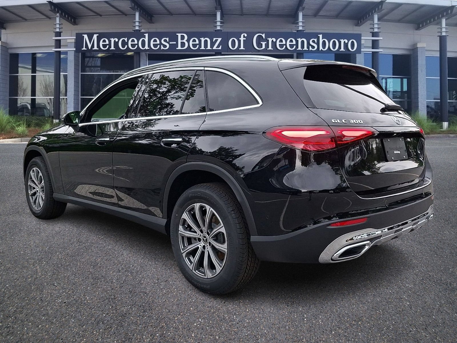 New 2026 Mercedes-Benz GLC 300 4MATIC image 3