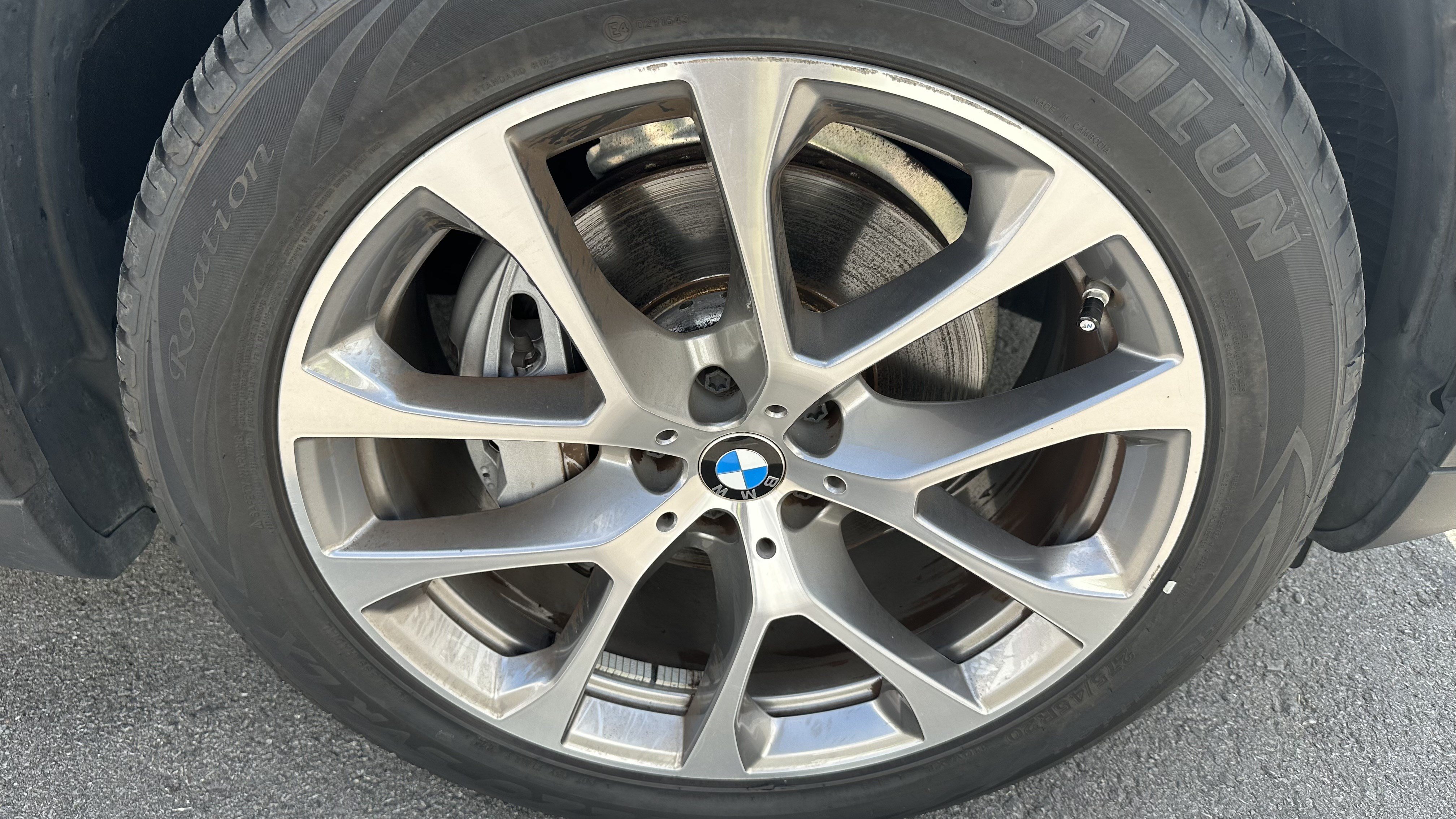 Used 2024 BMW X5 xDrive40i w/ Premium Package AWD/4WD image 15