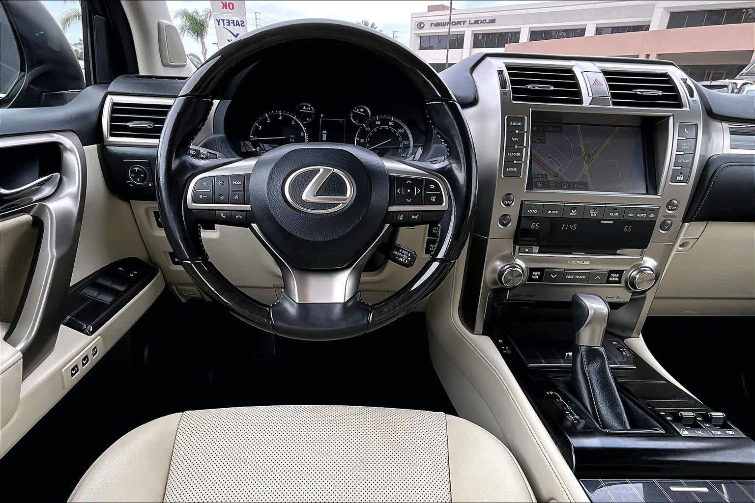 Used 2020 Lexus GX 460 Premium w/ Premium Package AWD/4WD image 5
