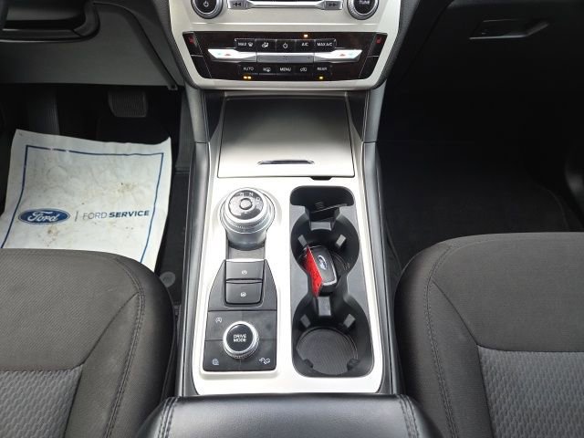 Used 2022 Ford Explorer XLT image 31
