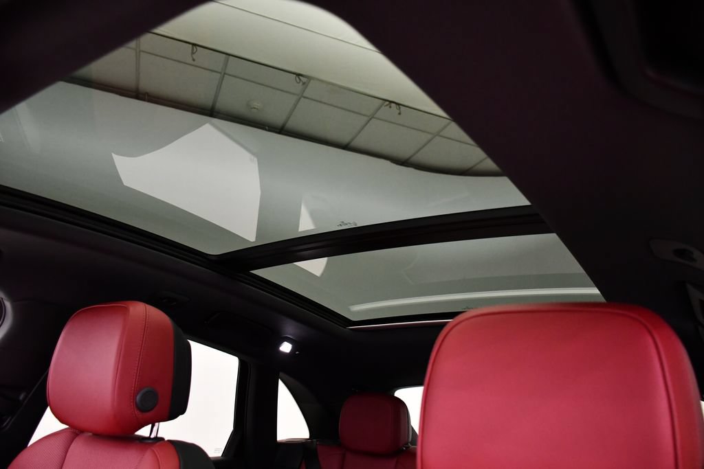 Certified 2026 Porsche Macan AWD/4WD image 20