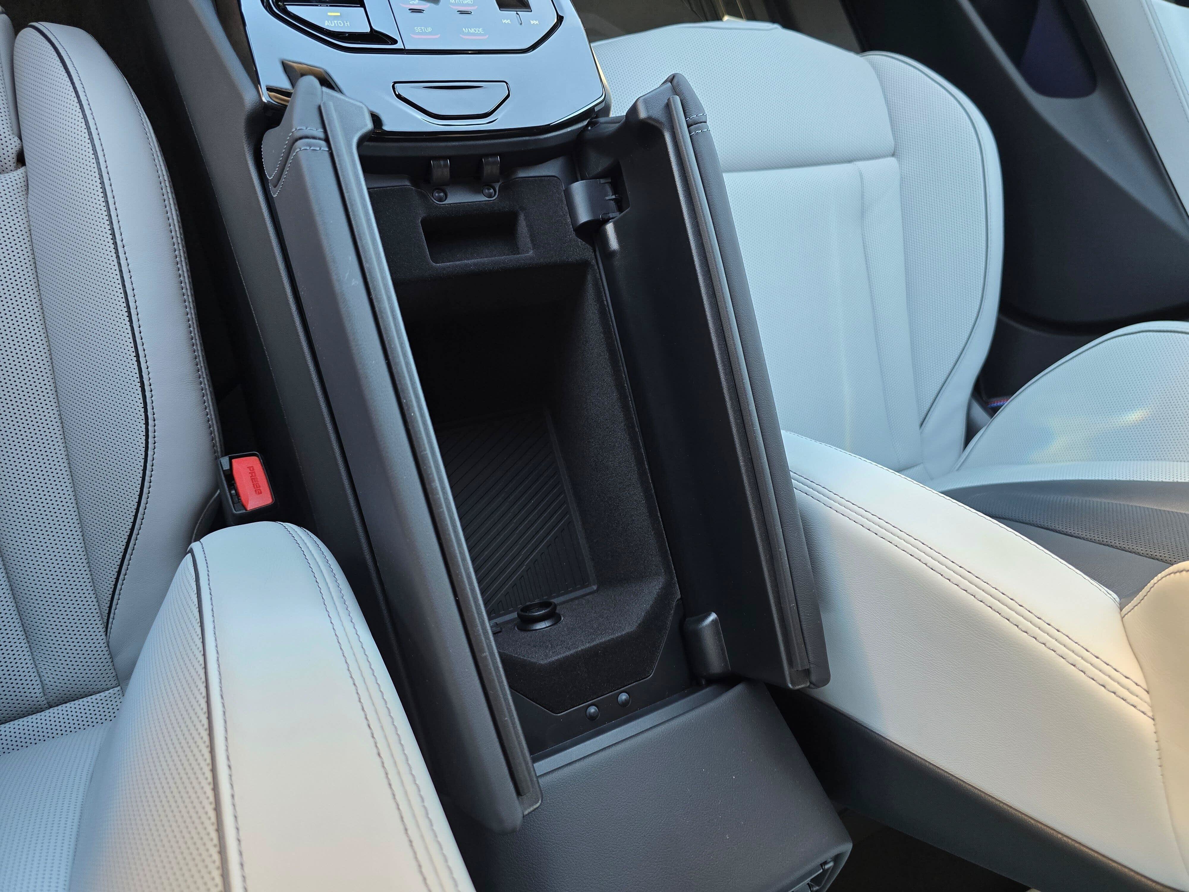 New 2027 BMW M5 Touring AWD/4WD image 25