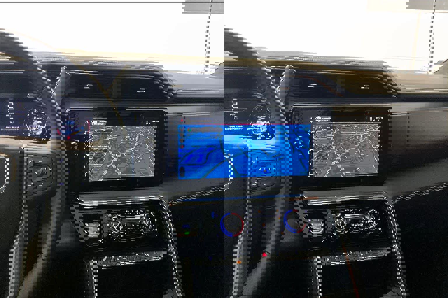 Used 2026 GMC Sierra 2500 Denali Ultimate AWD/4WD image 7