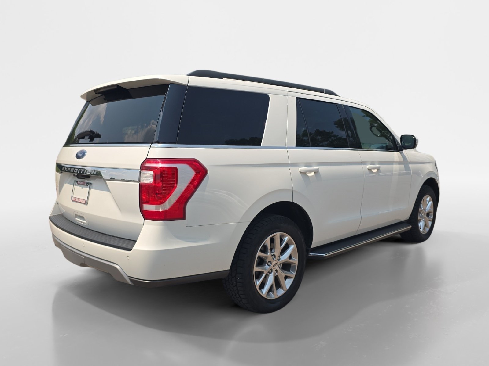 Used 2021 Ford Expedition XLT AWD/4WD image 6