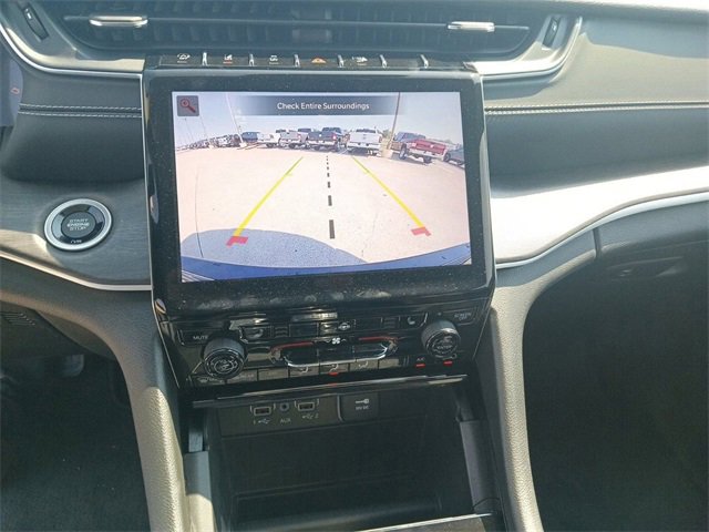 New 2023 Jeep Grand Cherokee Limited image 22