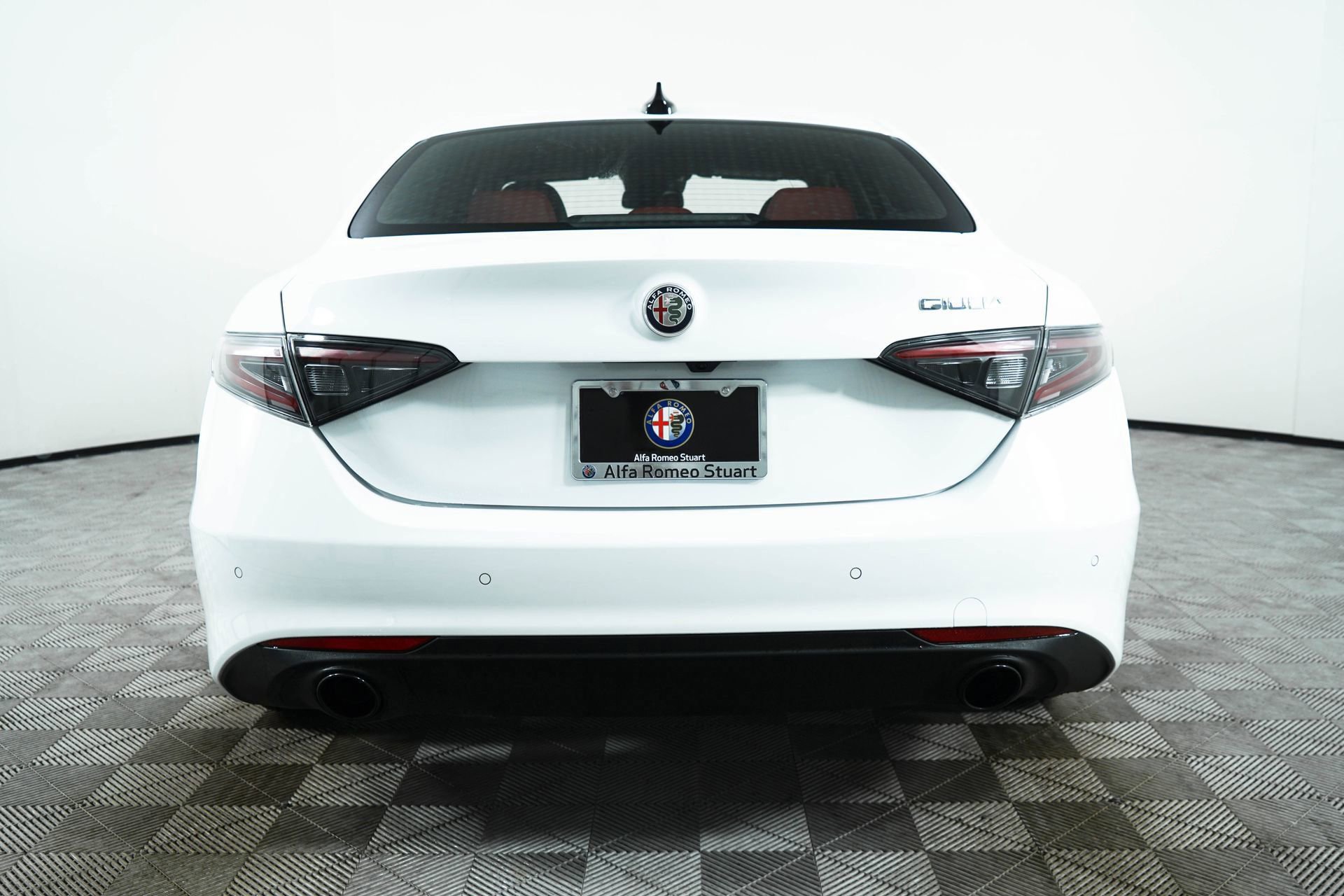 New 2024 Alfa Romeo Giulia Sprint RWD image 6