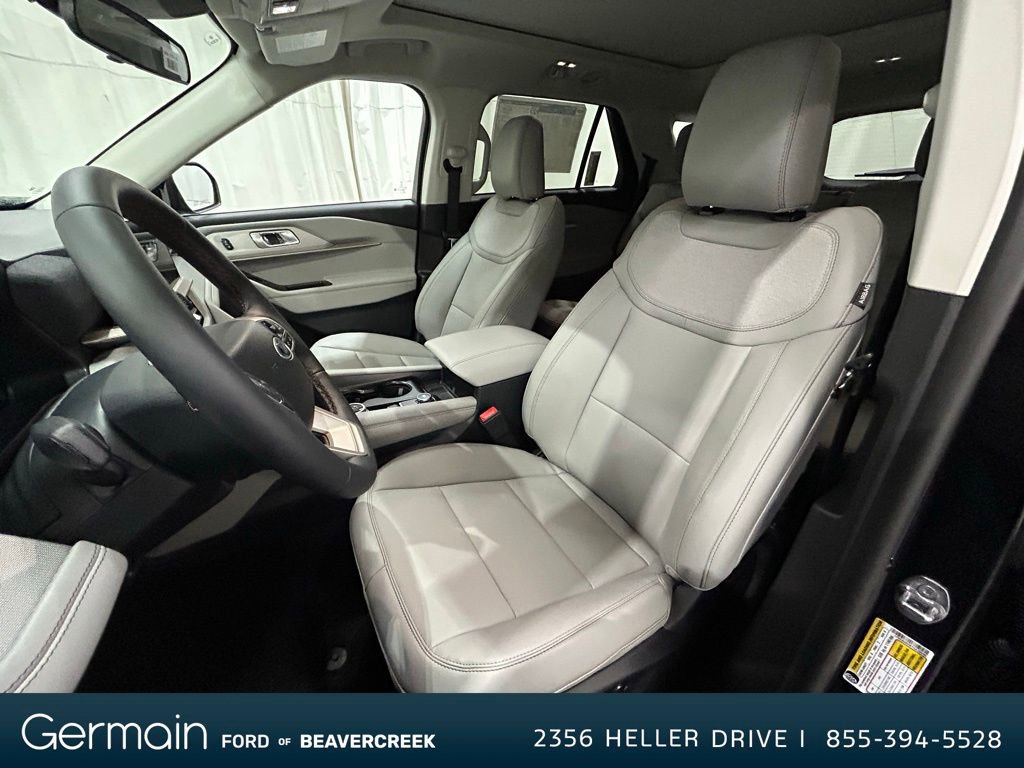 New 2026 Ford Explorer Active w/ Active Comfort Package image 12