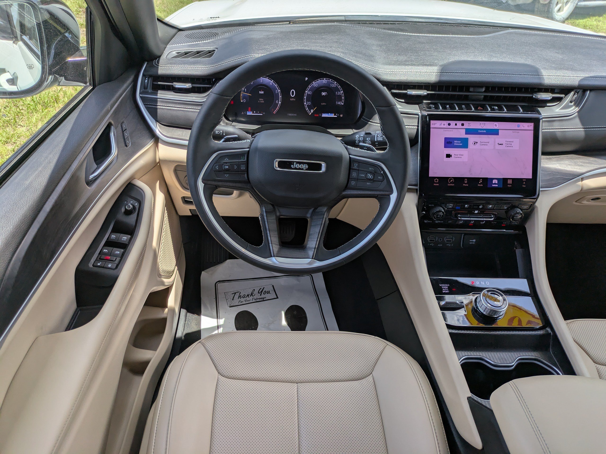 Used 2024 Jeep Grand Cherokee Limited w/ Luxury Tech Group II AWD/4WD image 14