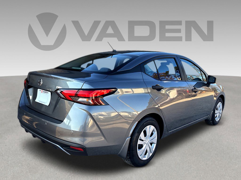 Used 2022 Nissan Versa S image 19