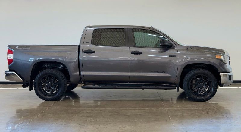 Used 2018 Toyota Tundra SR5 w/ SR5 Upgrade Package RWD image 8