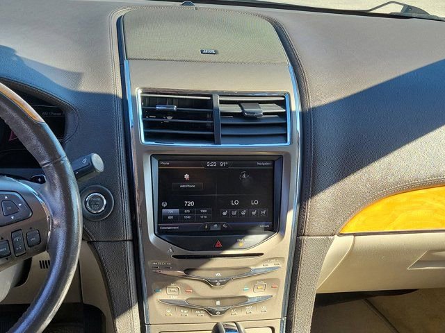 Used 2014 Lincoln MKX FWD w/ Equipment Group 102A image 22