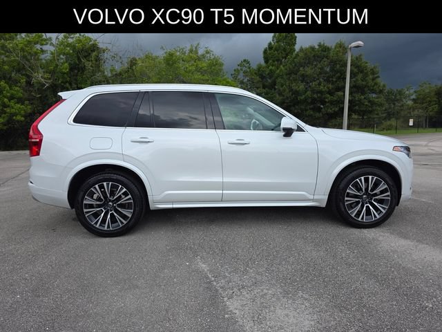 Used 2022 Volvo XC90 T5 Momentum w/ Protection Package Premier FWD image 2
