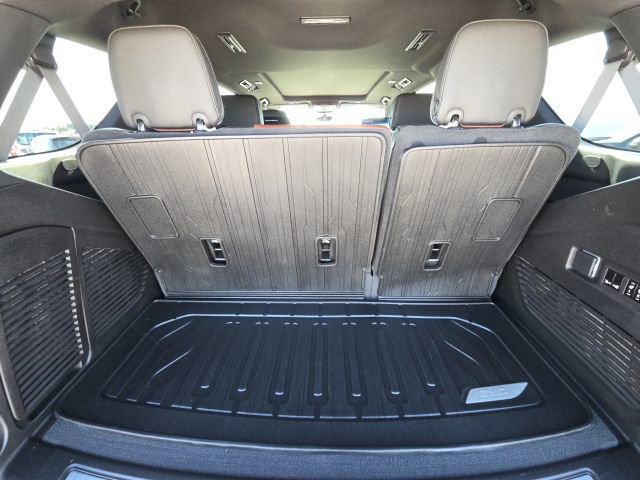 Used 2024 GMC Yukon Denali Ultimate image 14