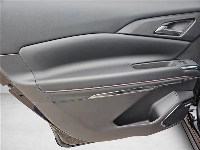 New 2026 Chevrolet Traverse RS image 10