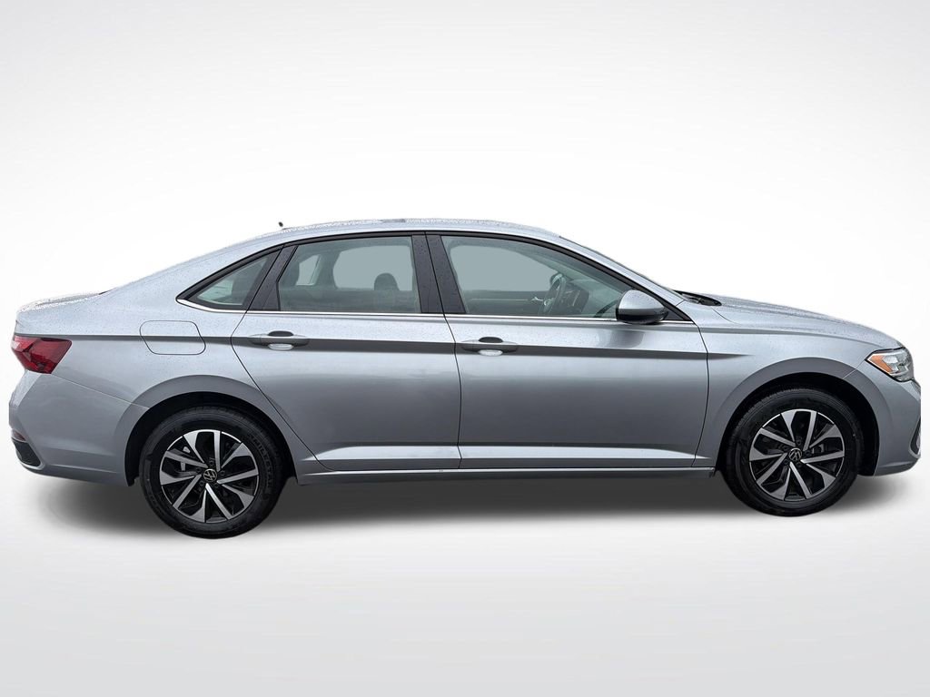 Used 2024 Volkswagen Jetta S FWD image 9