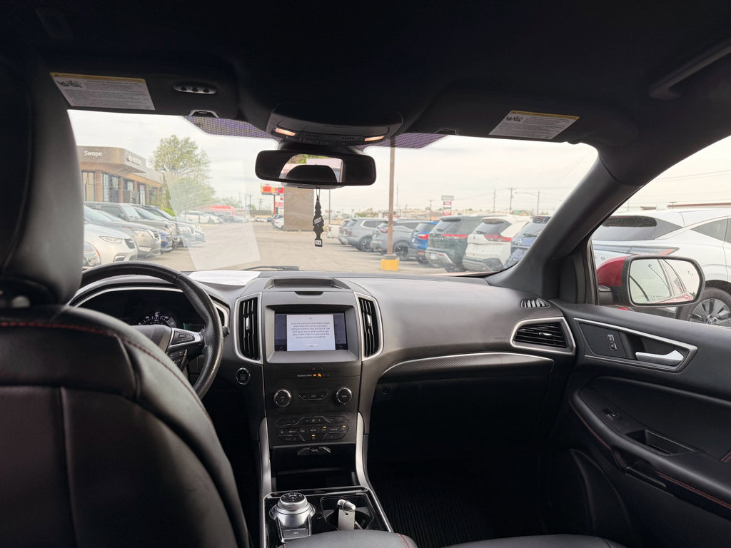 Used 2020 Ford Edge ST-Line w/ Cold Weather Package AWD/4WD image 8