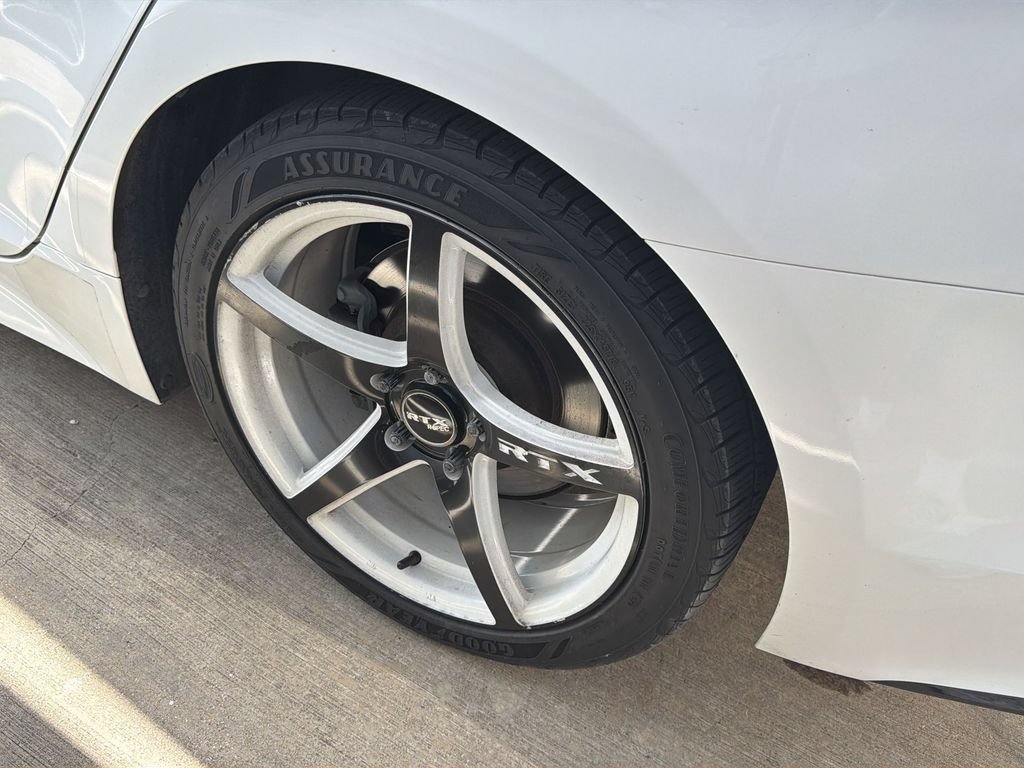 Used 2019 Kia Stinger w/ Sun & Sound Package RWD image 4
