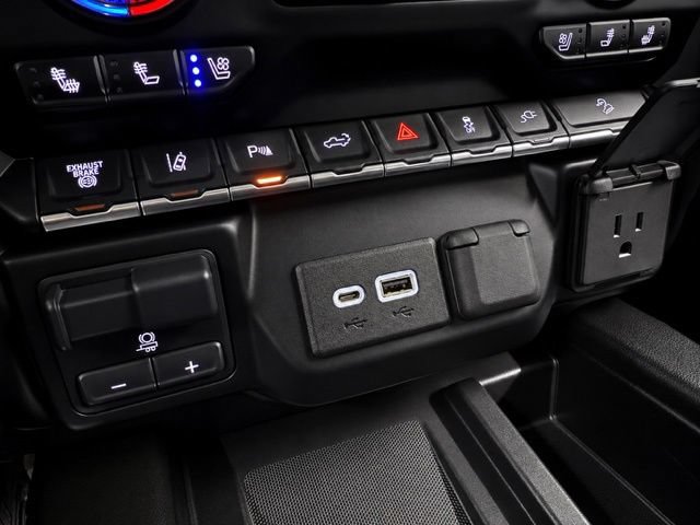 Used 2020 GMC Sierra 2500 Denali w/ Gooseneck/5TH Wheel Package AWD/4WD image 26