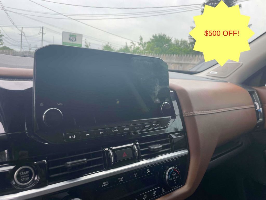 Used 2022 Nissan Pathfinder Platinum w/ Cargo Package AWD/4WD image 25