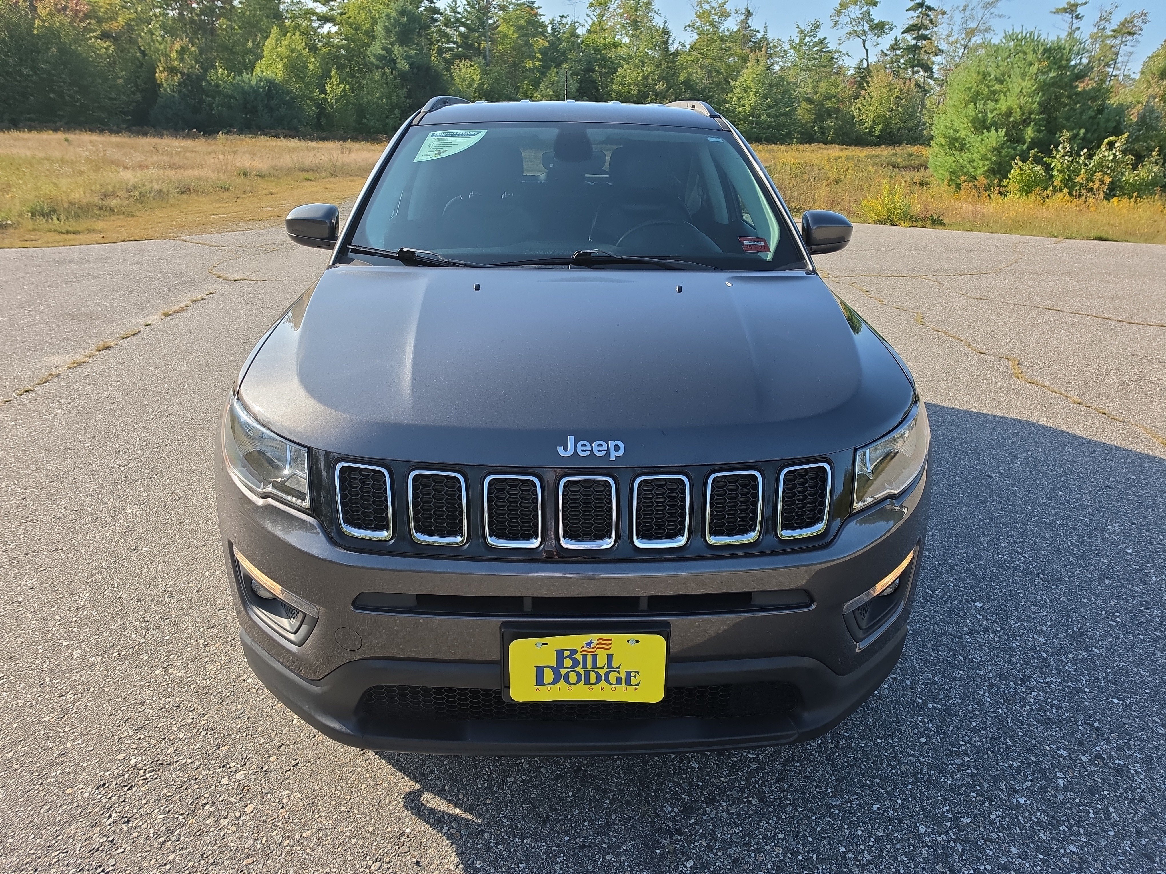 Used 2018 Jeep Compass Latitude w/ Popular Equipment Group AWD/4WD image 2