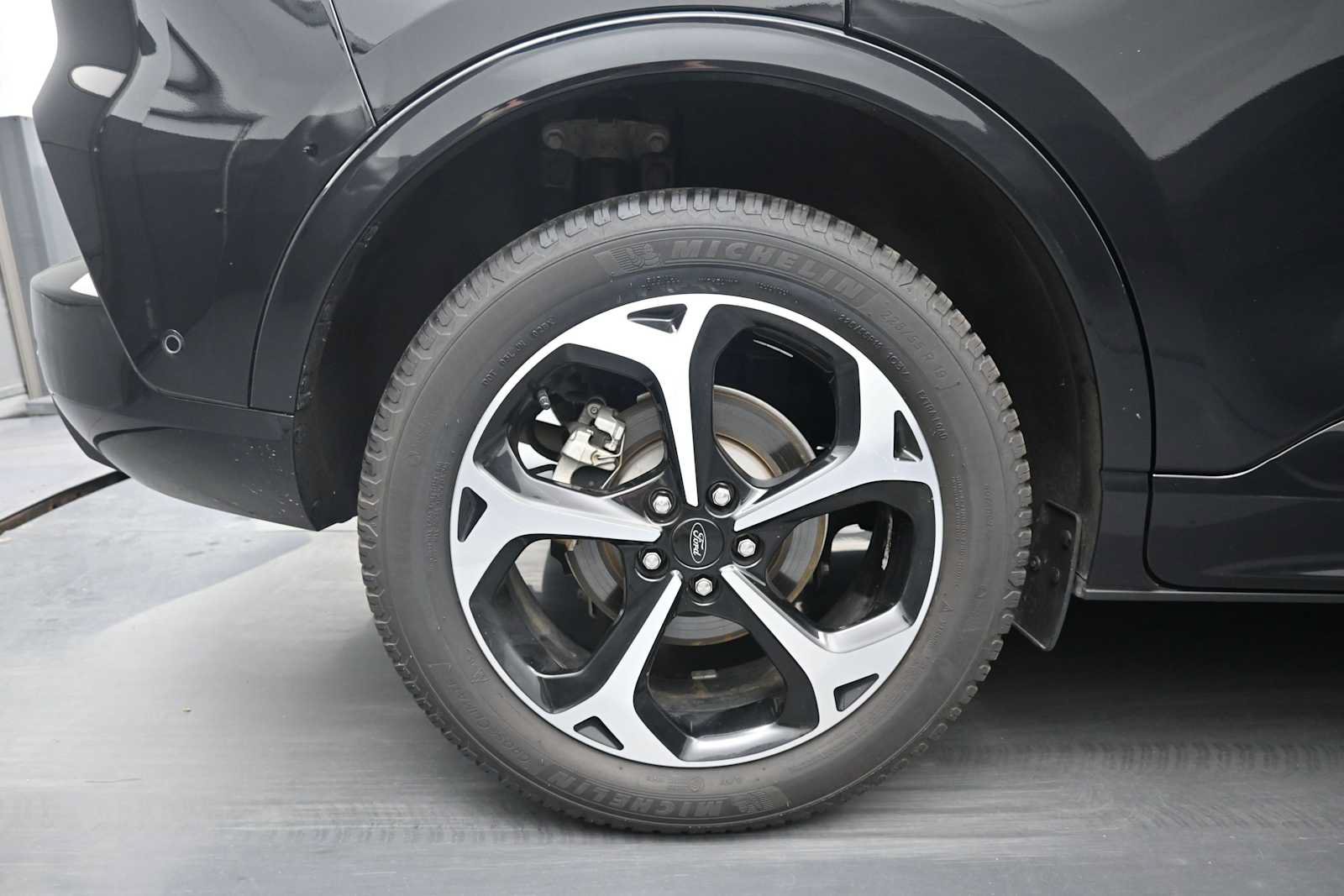 Used 2023 Ford Escape ST-Line Elite w/ Premium Technology Package AWD/4WD image 10