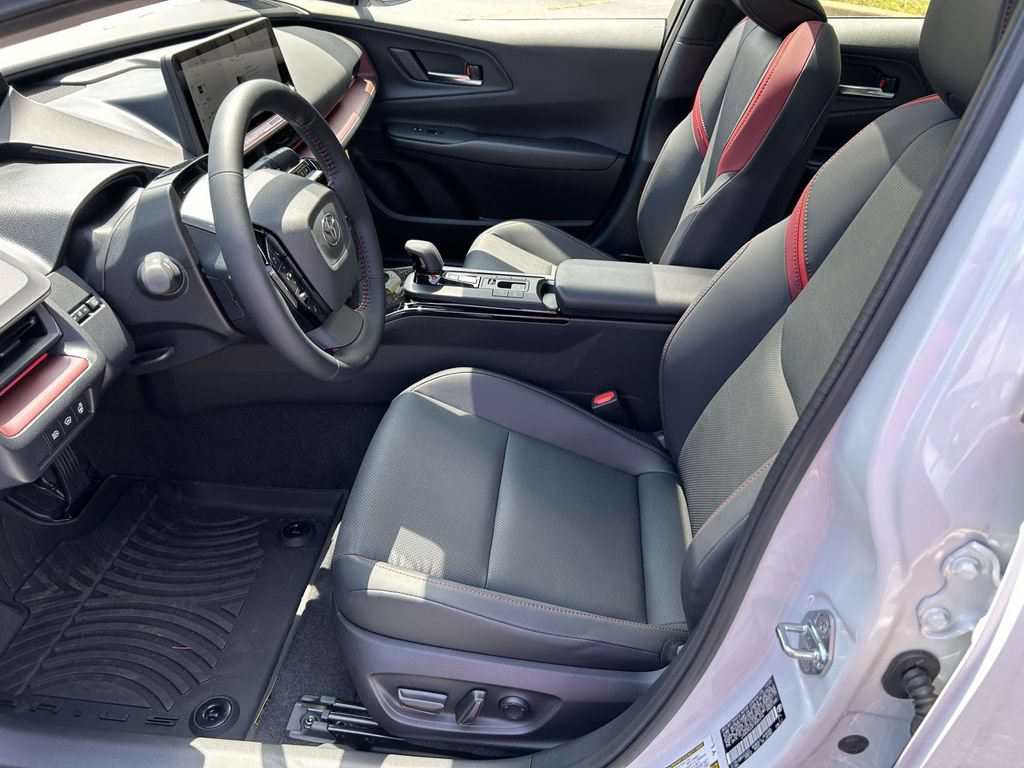 New 2026 Toyota Prius Plug-In Hybrid w/ Limited Premium Package FWD image 15