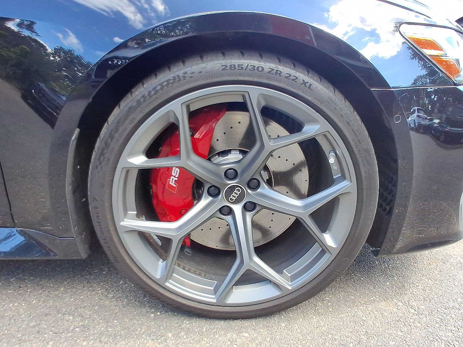 Certified 2024 Audi RS 6 performance AWD/4WD image 33