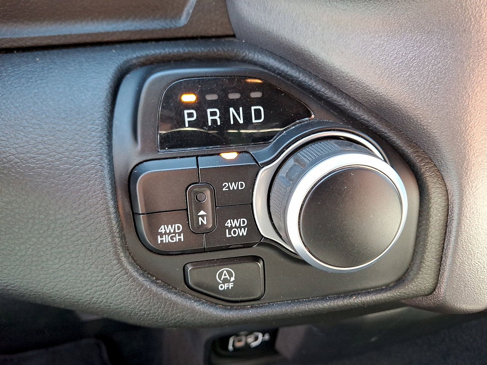Used 2023 RAM 1500 Big Horn AWD/4WD image 12