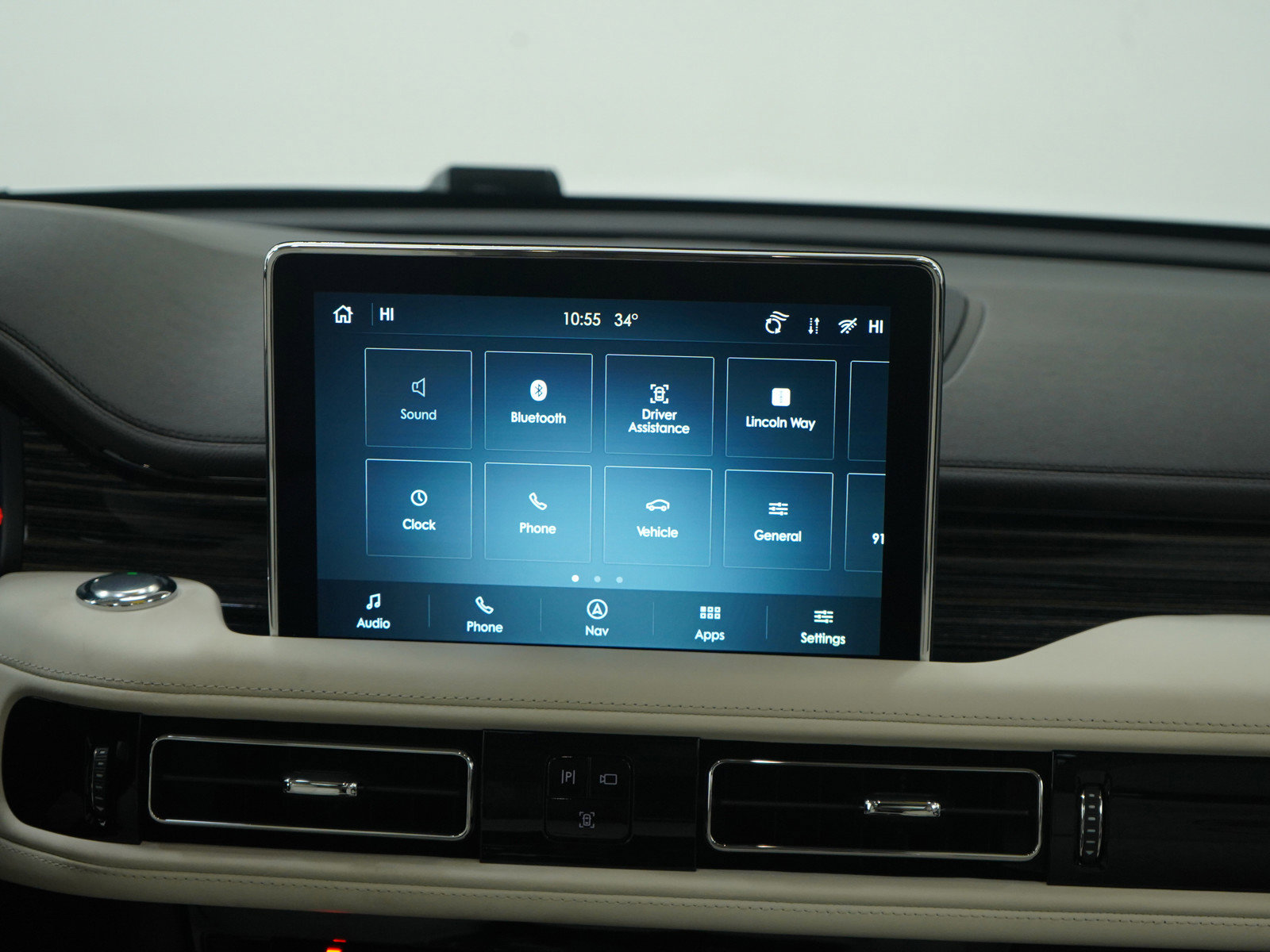 Used 2024 Lincoln Aviator Black Label image 16