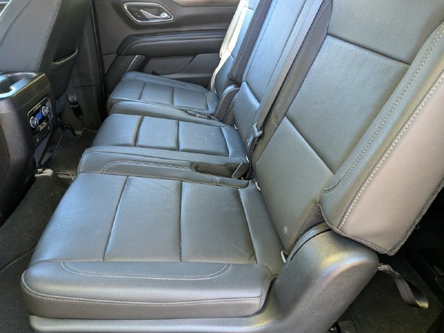 Used 2021 Chevrolet Suburban LT AWD/4WD image 28