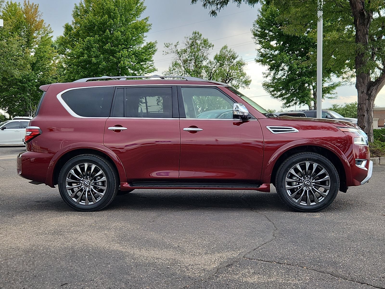 Used 2023 Nissan Armada Platinum w/ Cargo Package AWD/4WD image 6