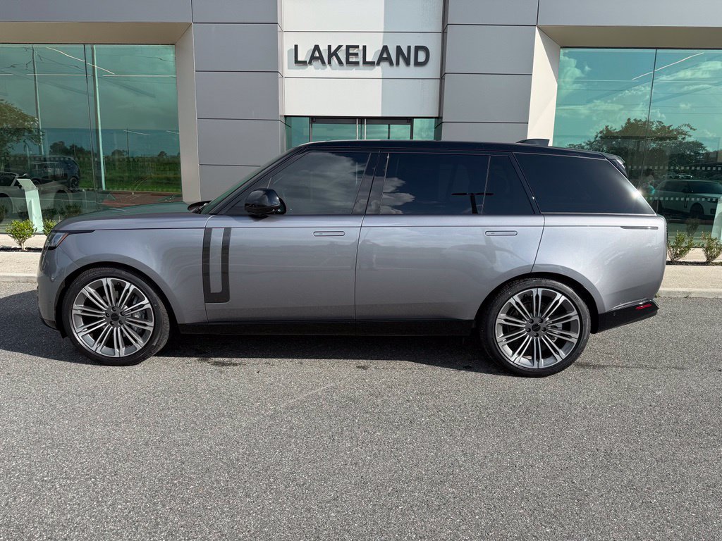 Used 2026 Land Rover Range Rover Long Wheelbase SE