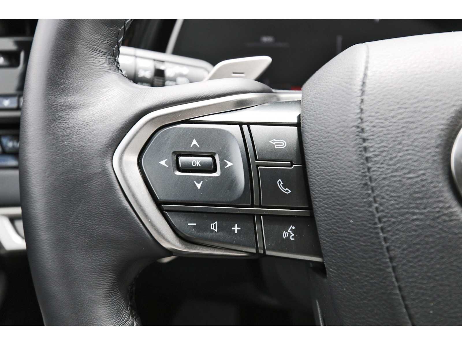 Used 2025 Lexus RX 350 Premium Plus w/ Accessory Package (Z1) FWD image 15