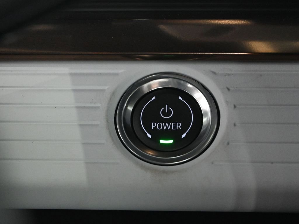 New 2025 GMC Hummer EV 2X w/ LPO, Dark Essentials Package image 23