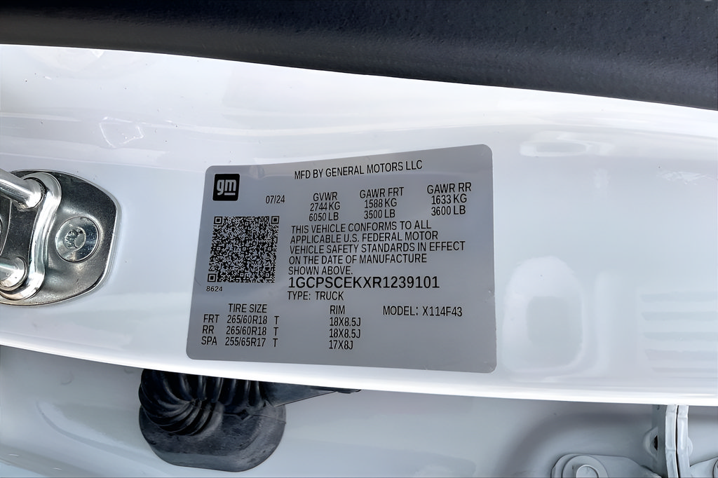 Used 2024 Chevrolet Colorado LT w/ LT Convenience Package III RWD image 30