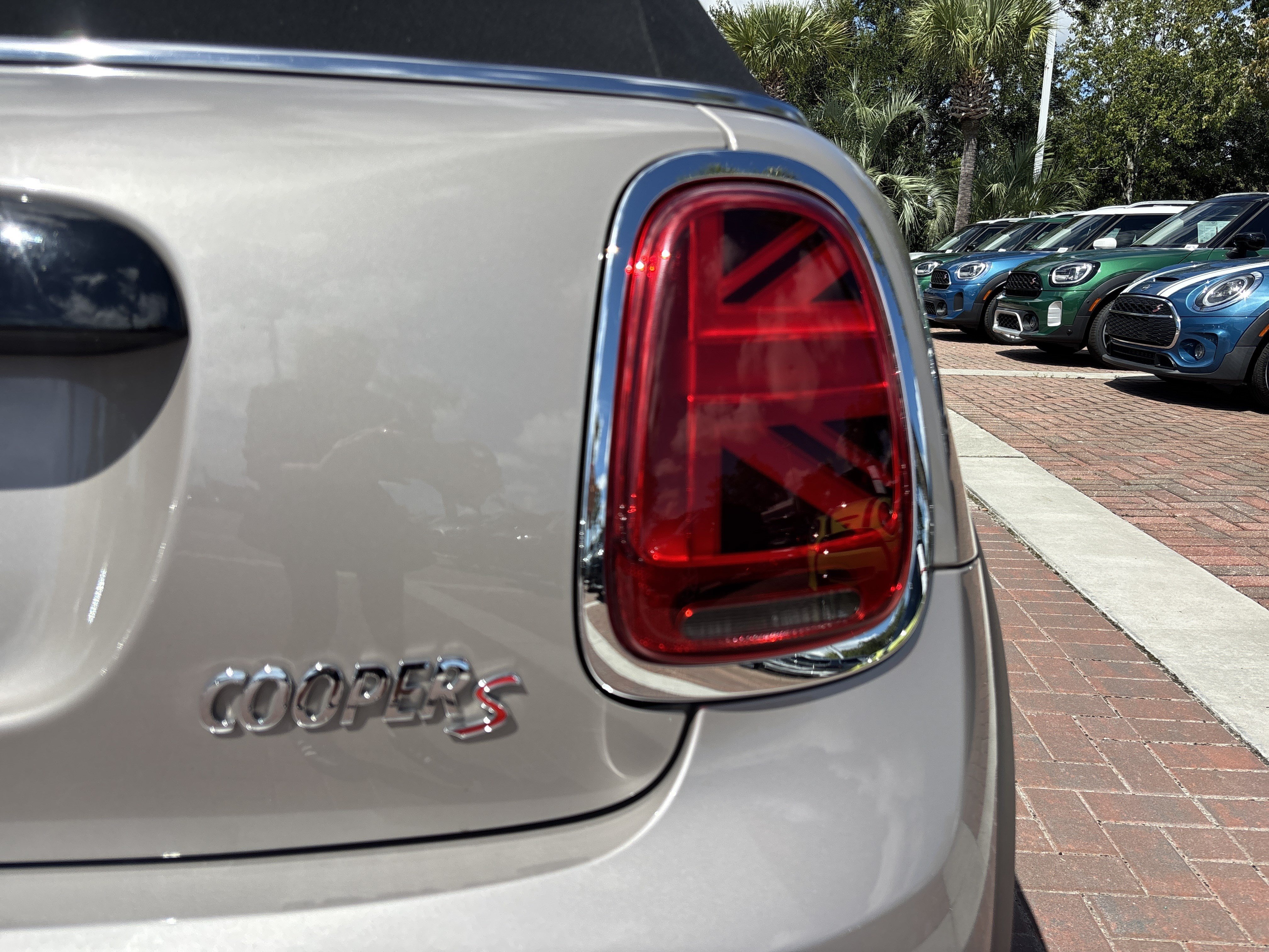 Certified 2024 MINI Cooper S FWD image 38