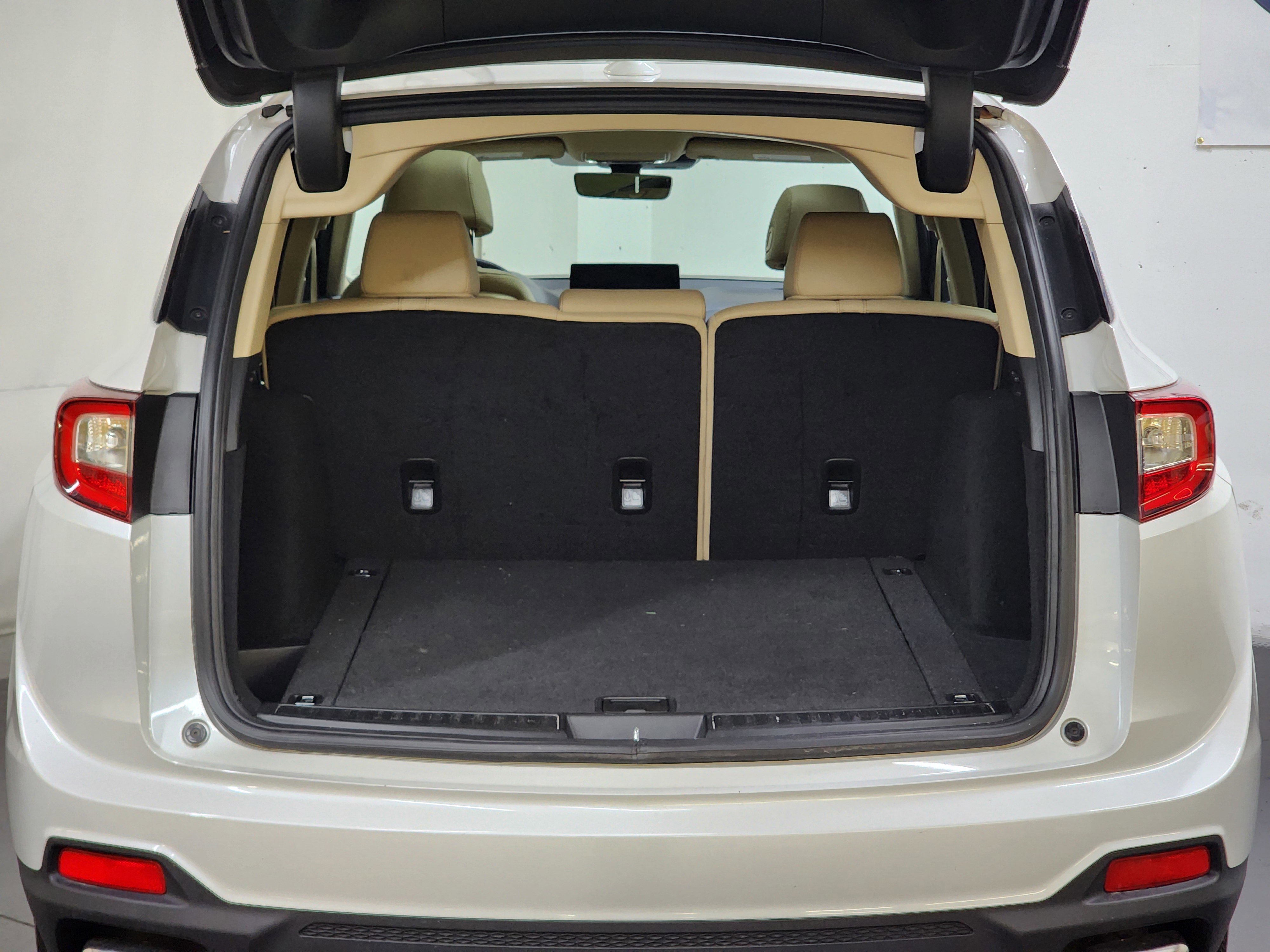 Certified 2023 Acura RDX SH-AWD image 8